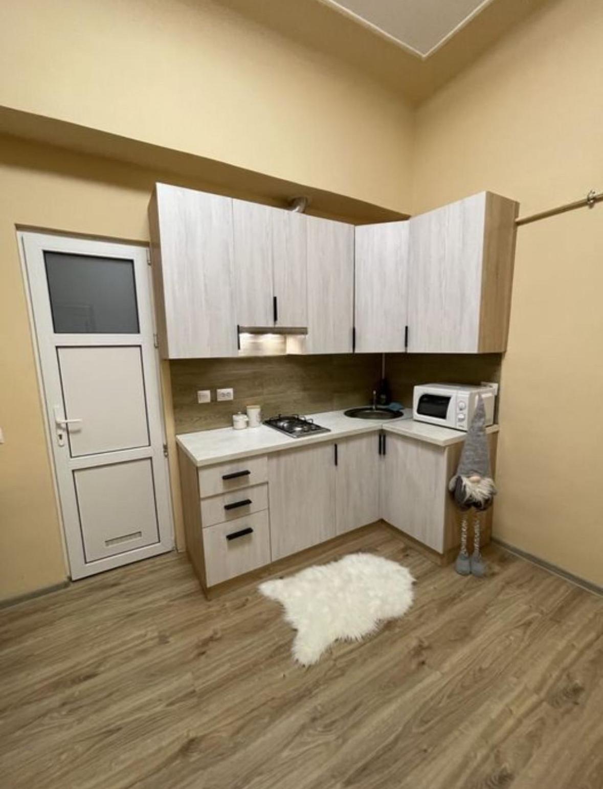 смарт-квартира 5хв до центрального вокзалу Apartment Lviv