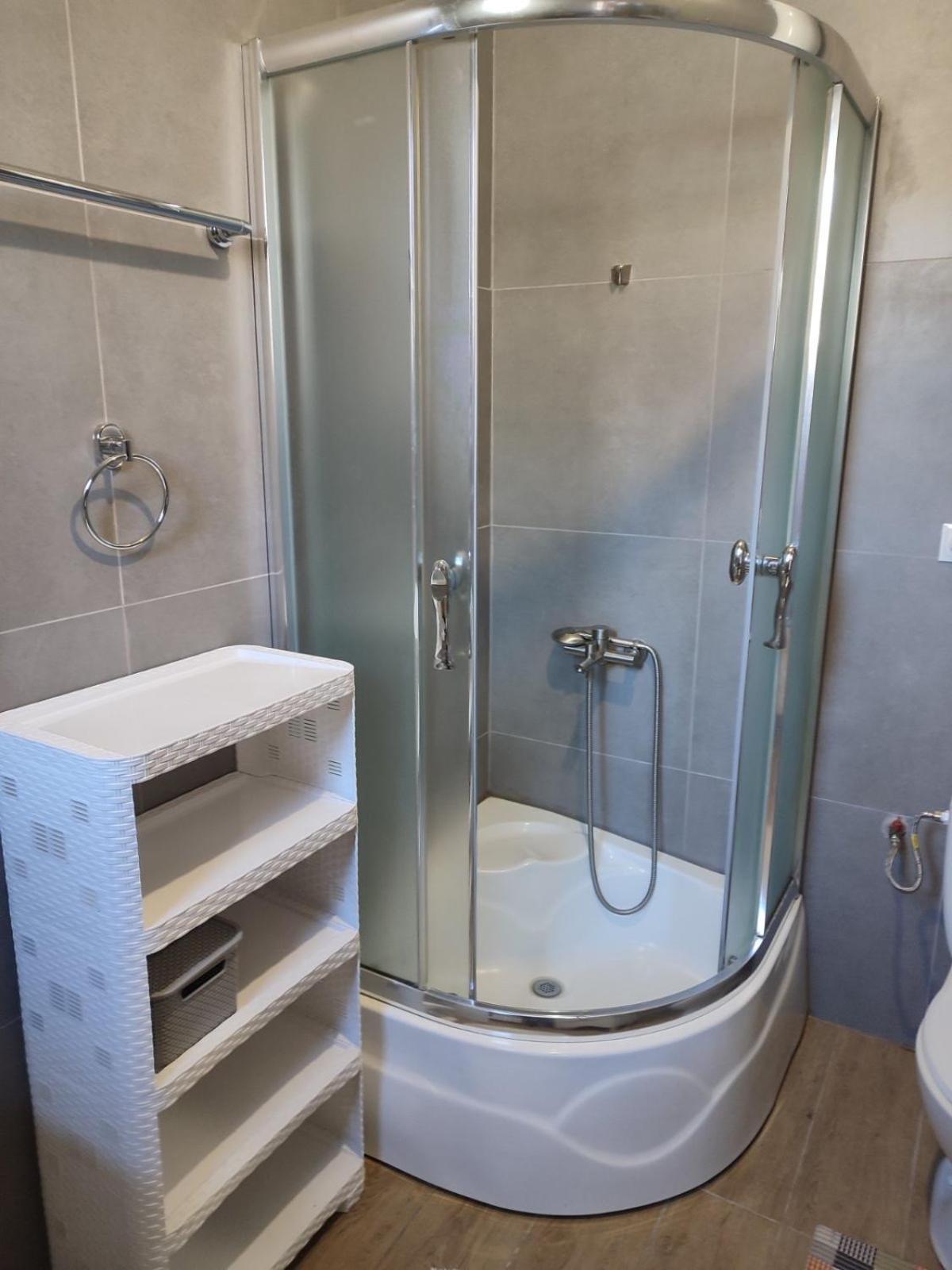 Apartment смарт-квартира 5хв до центрального вокзалу Lviv